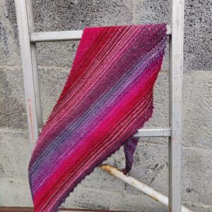 Opskrift Sjal i Uneek fingering på dansk sendes som PDF